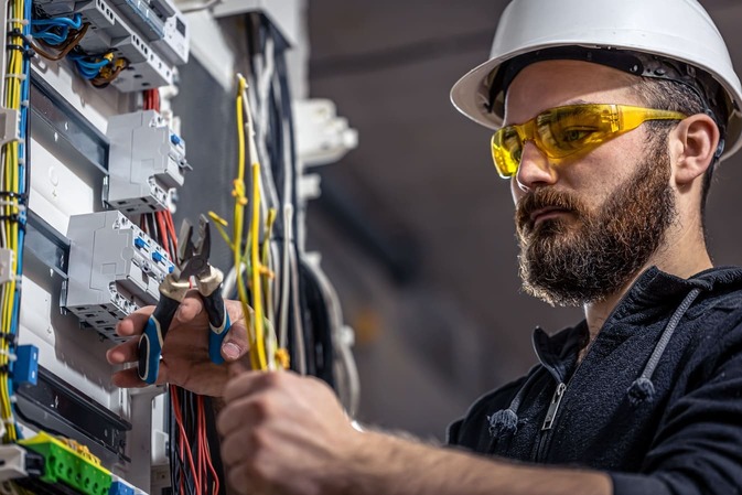 Becoming an electrician