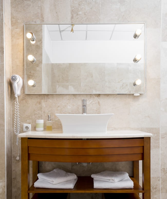 Bathroom Vanity Lighting Installation