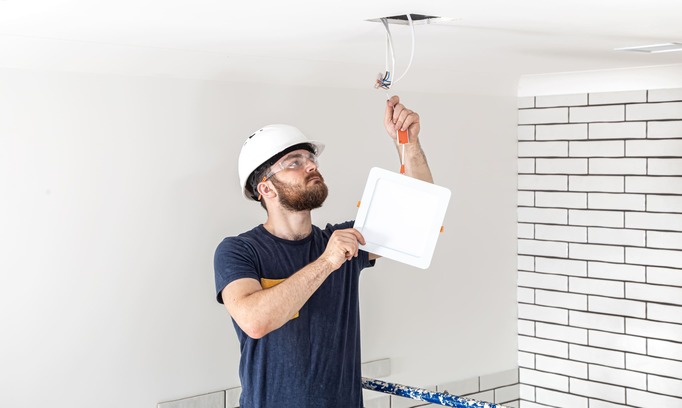 Lighting installation and fixture replacement